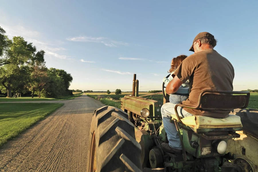 How to Safely Operate a Tractor – Tips for Zambian Farmers